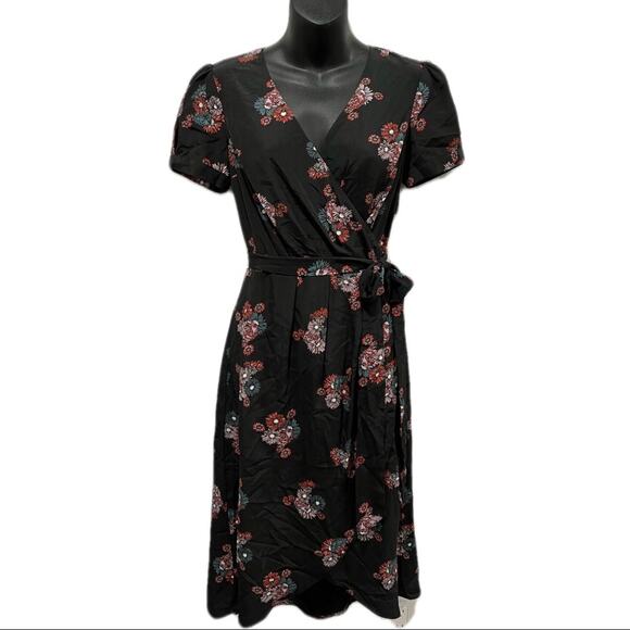 ModCloth Floral Cap Sleeve Wrap Dress Size XS - Picture 2 of 16